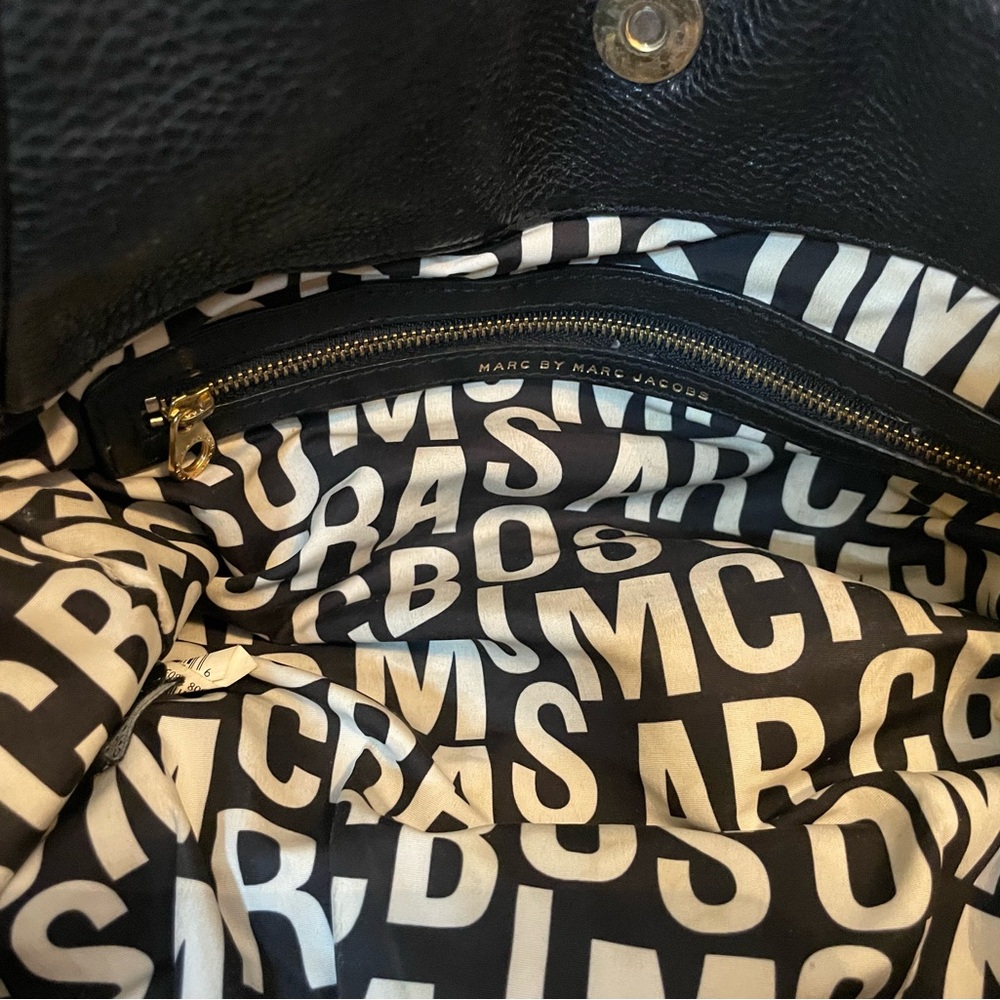 Marc Jacobs Black Leather Hobo Bag with Gold Accents - Picture 10 of 11